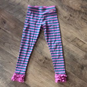 Girls size 8 leggings. Matilda Jane ruffle. Washed on cold laid flat to dry. EUC